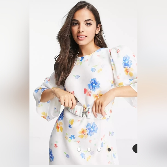 Dress - Picture 3 of 6